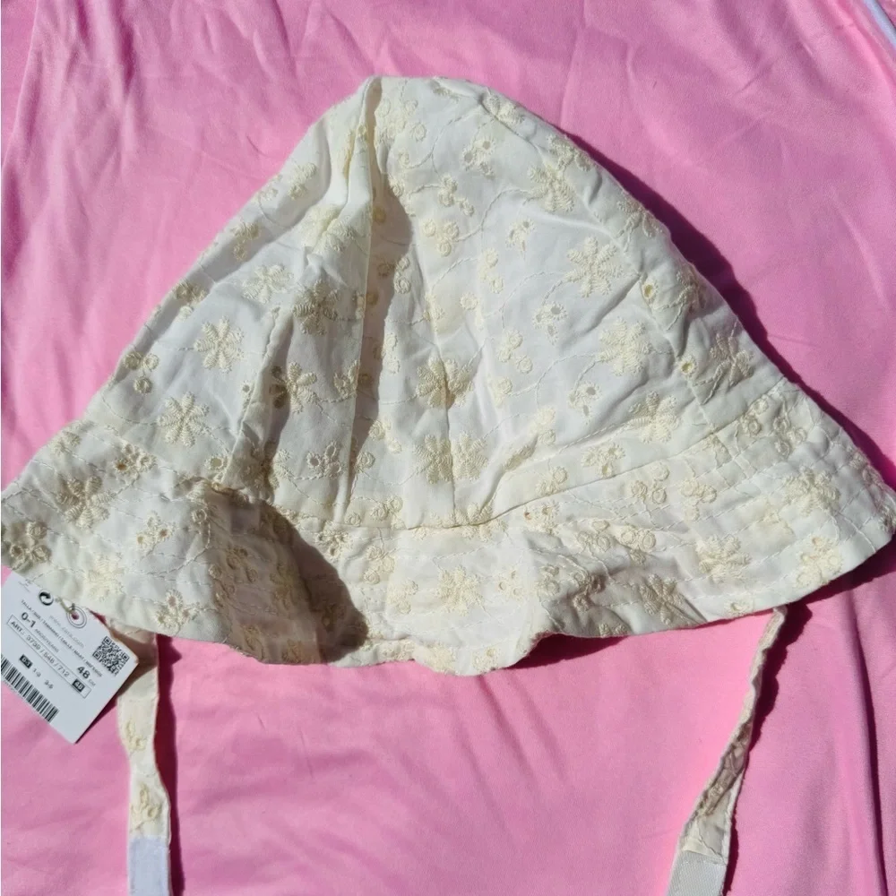 Zara Cream Floral Kids Hat
